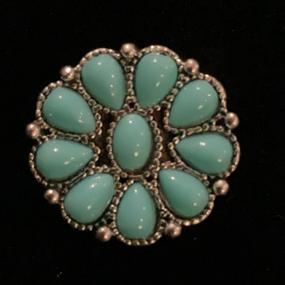 Turquoise and Silver Floral Ring Size 6 - Picture 1 of 6